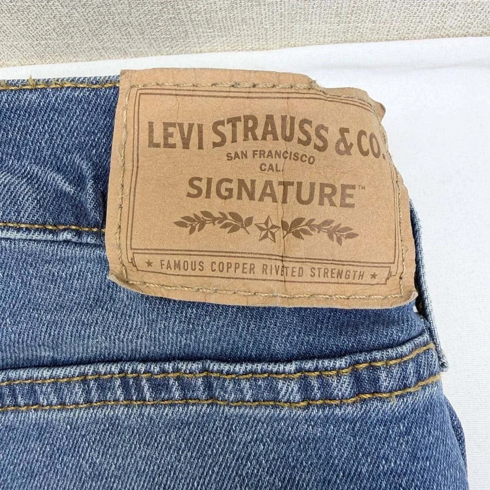 Levi Strauss Signature Slim Fit Jeans 32x32 Medium Wash Blue Denim Stretch